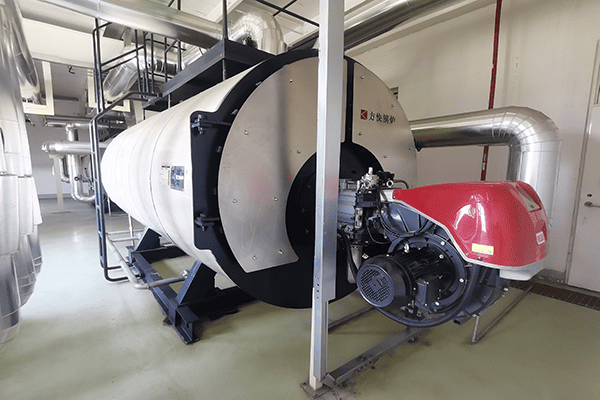 安徽某汽车公司使用方快锅炉锅炉一台3吨常压燃气热水锅炉