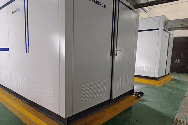 玉树某市政单位热站项目使用方快锅炉两台4吨电真空热水锅炉