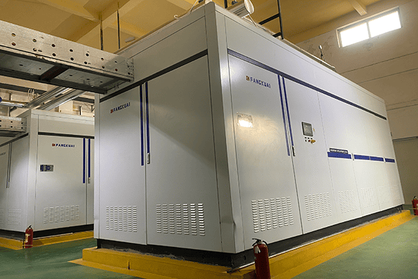 玉树市某小区使用方块锅炉2台4吨电真空热水锅炉案例