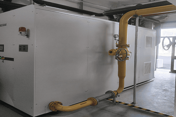 大连某科技公司使用方快锅炉一台3500kw燃气真空热水锅炉案例