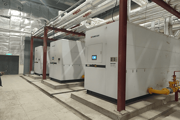 吐鲁番某能源公司使用方快锅炉3台10吨燃气真空热水锅炉案例